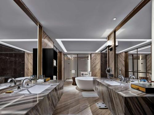 doubletree by hilton baoding
