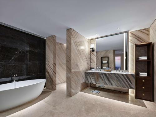doubletree by hilton baoding
