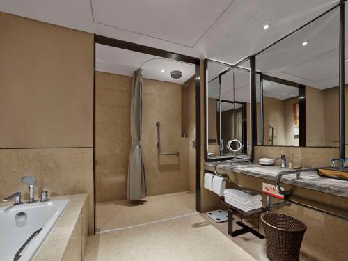 doubletree by hilton baoding