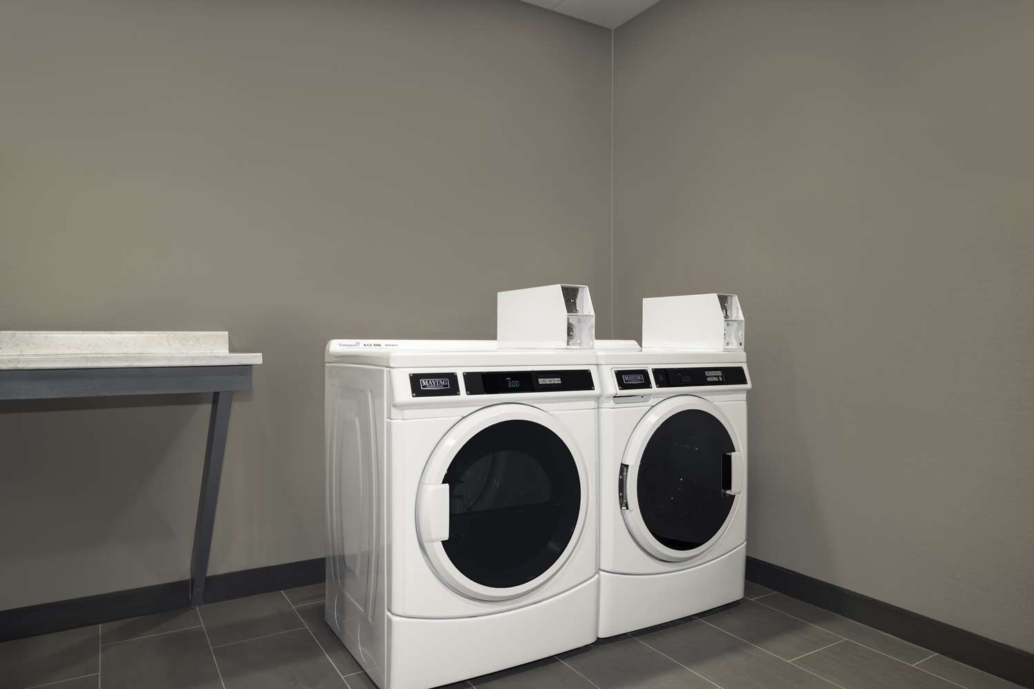 hampton inn midland on