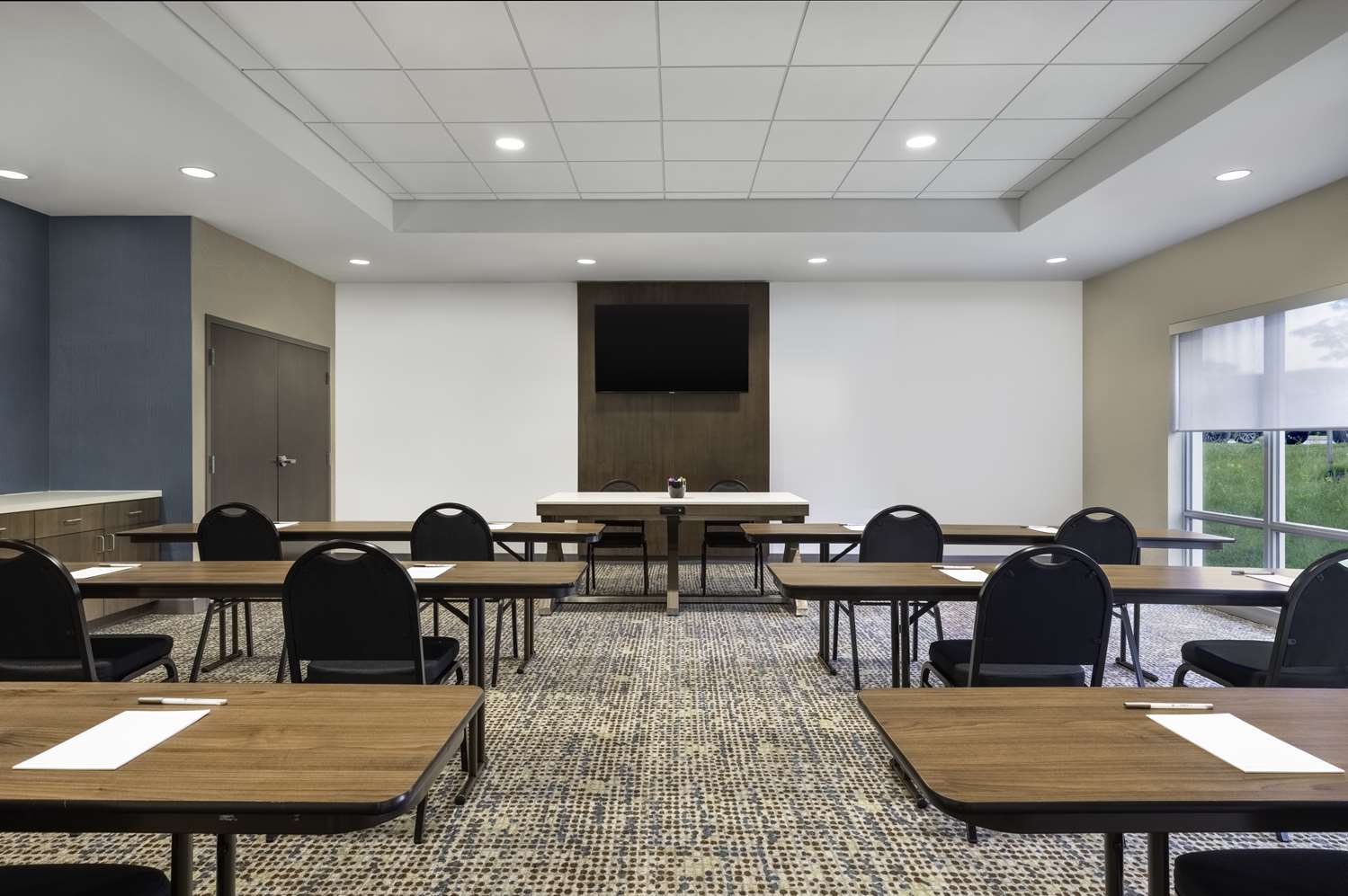 hampton inn midland on