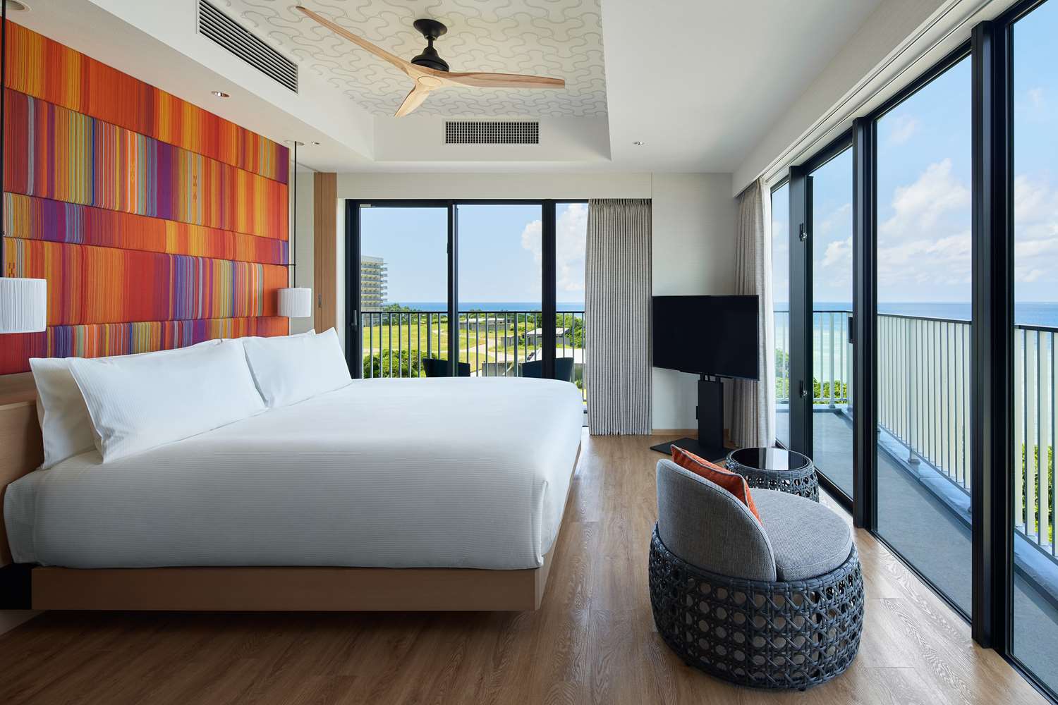 hilton club the beach resort sesoko