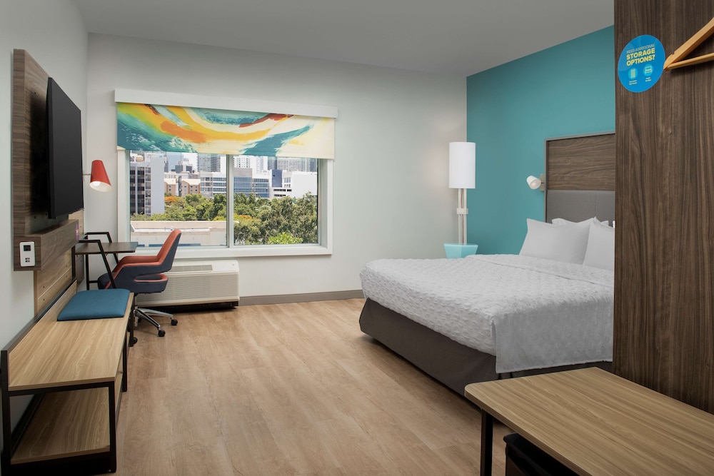 tru by hilton miami west brickell
