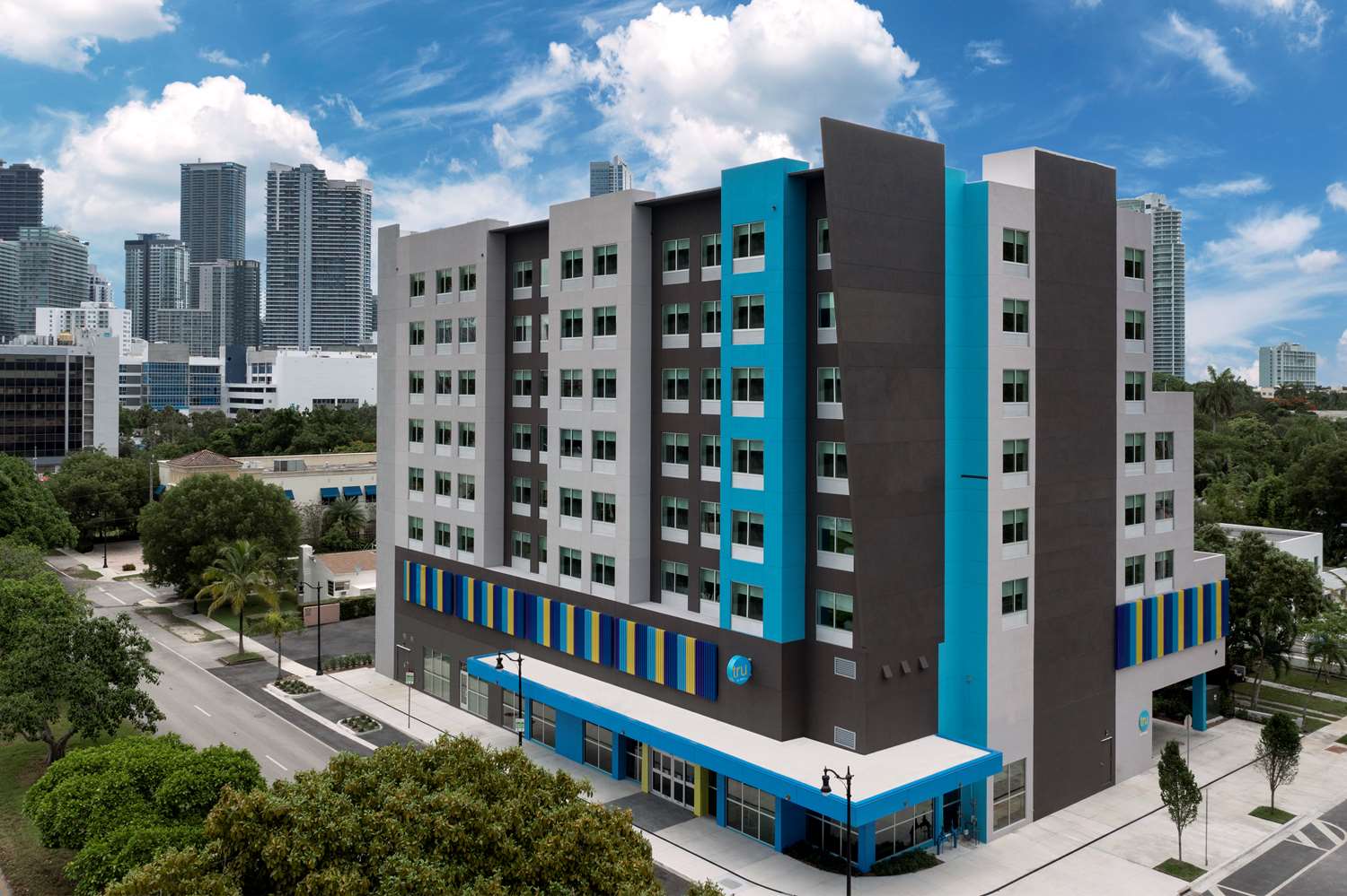 tru by hilton miami west brickell