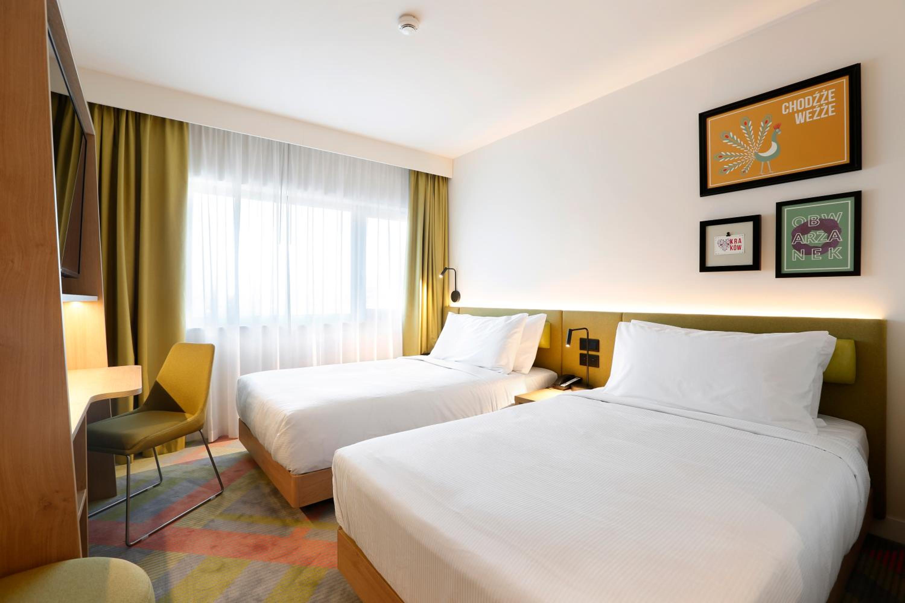hampton by hilton krakow airport