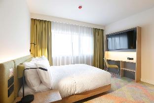 hampton by hilton krakow airport