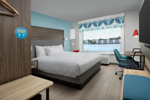 tru by hilton miami airport south blue lagoon fl