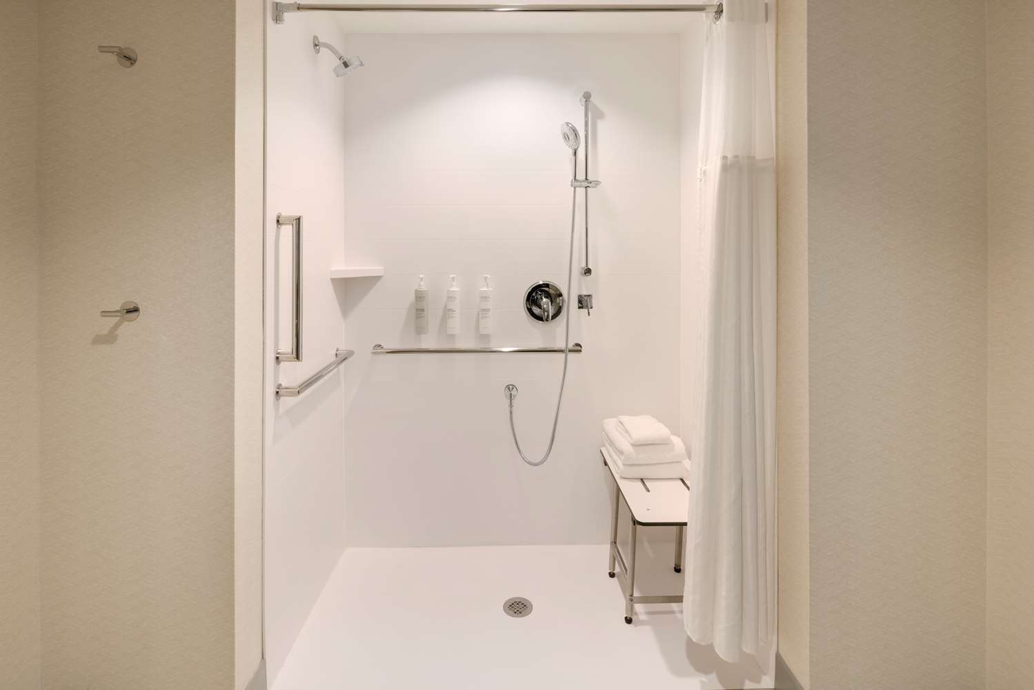 hilton garden inn haymarket