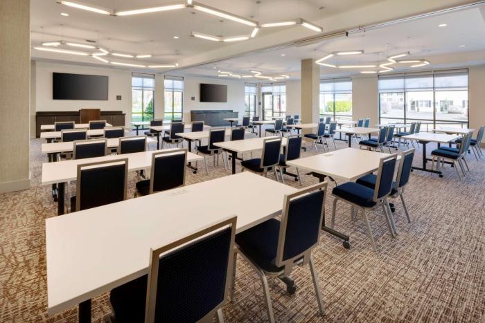 hilton garden inn haymarket