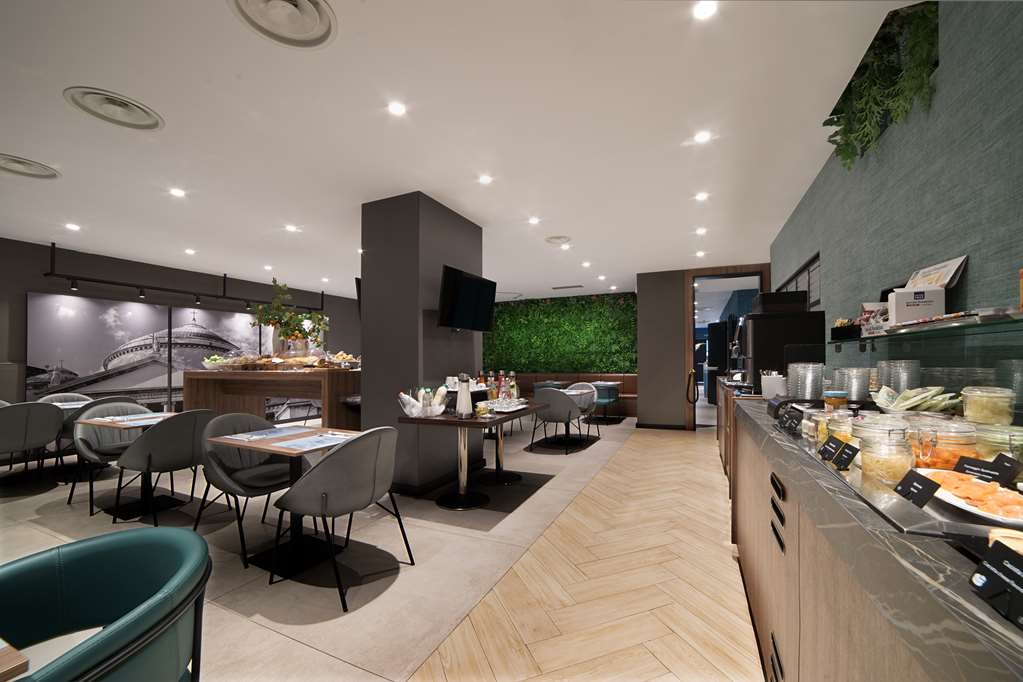 radisson hotel nola naples