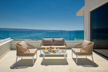 amphora hotel