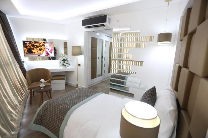 elips royal hotel and spa