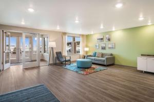 woodspring suites missoula