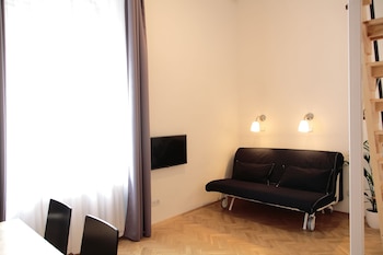 maverick apartments