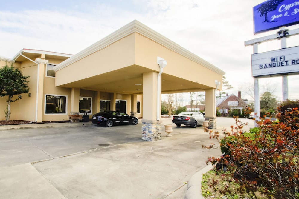 cypress inn and suites washington chocowinity nc by oyo