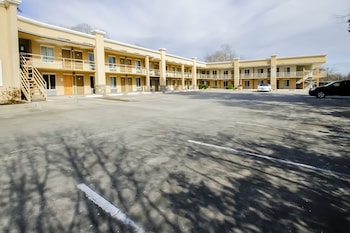 cypress inn and suites washington chocowinity nc by oyo