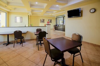 cypress inn and suites washington chocowinity nc by oyo