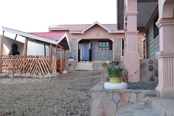 Stay.Plus Mara Holiday Homes,,4 star