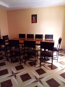 Stay.Plus Mara Holiday Homes,,4 star