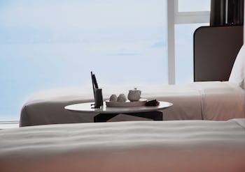 crowne plaza xiamen jimei an ihg hotel
