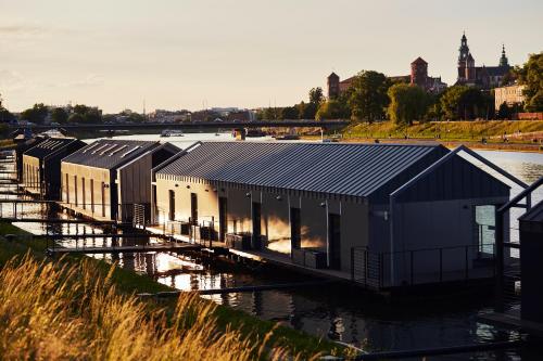 new port hotel