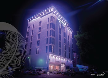 signature hotel