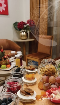 signature hotel