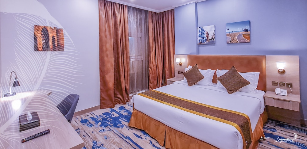 signature hotel