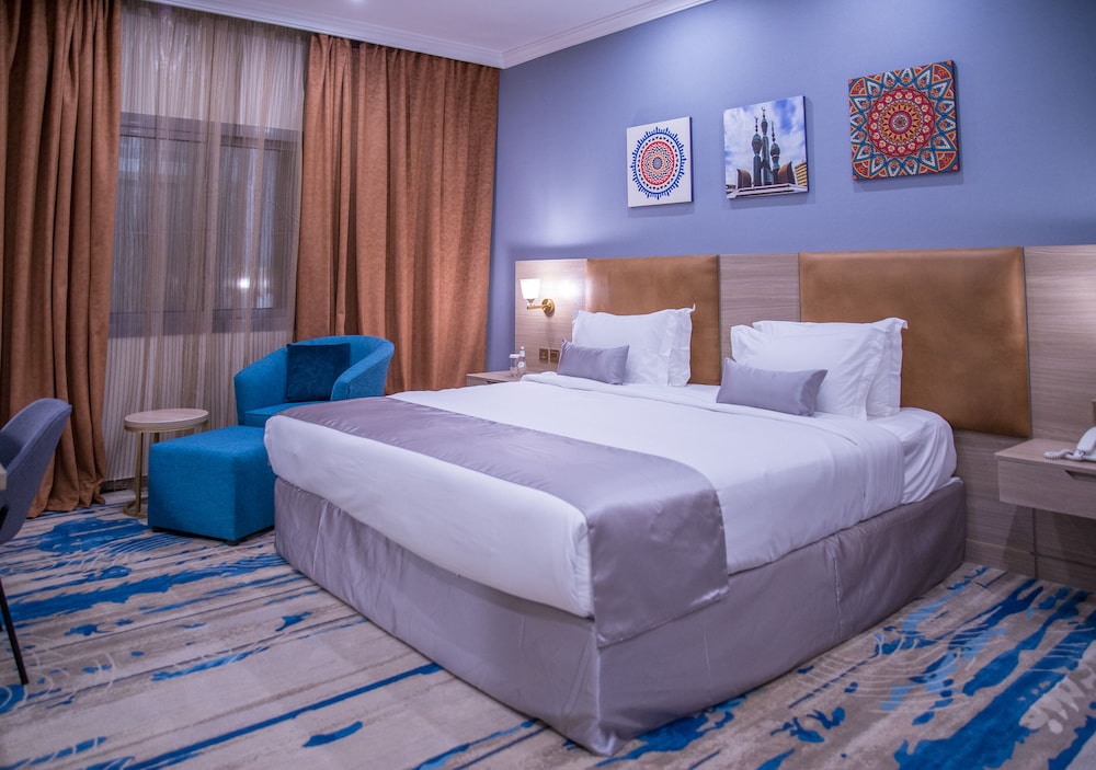 signature hotel