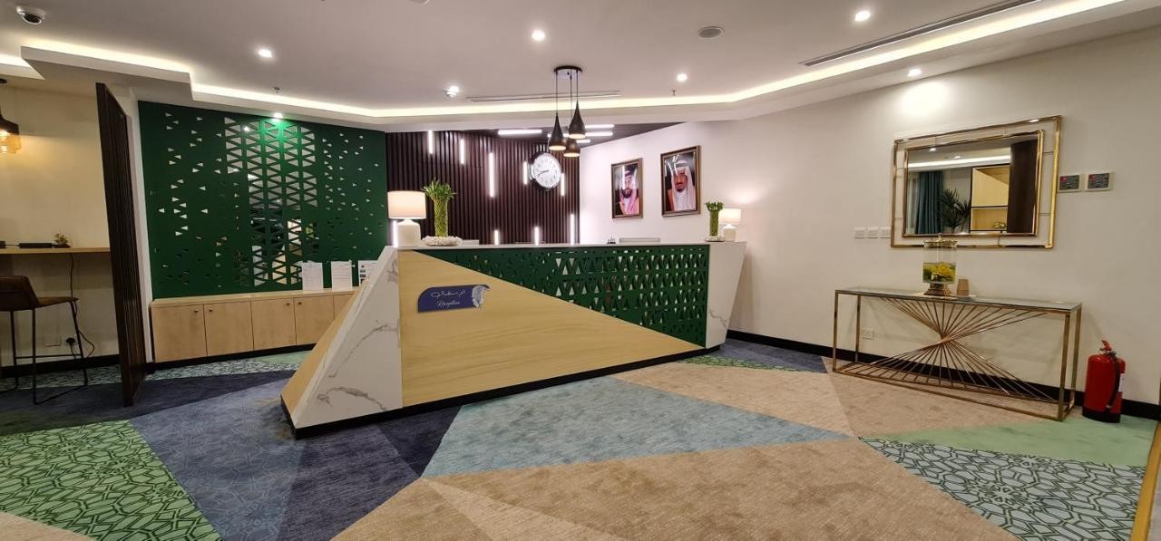 signature hotel