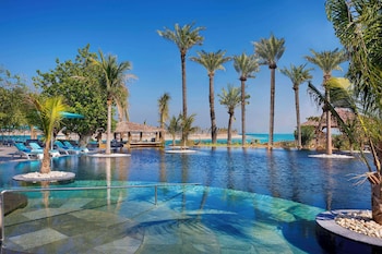 anantara world islands dubai resort