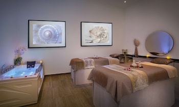 anantara world islands dubai resort