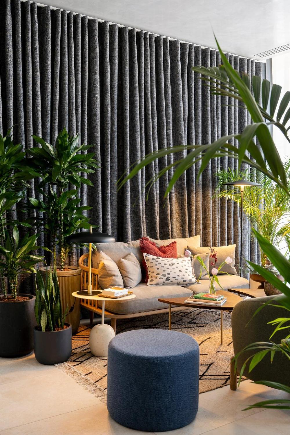 cove landmark pinnacle