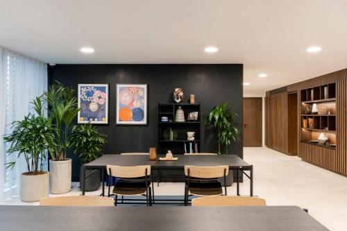 cove landmark pinnacle