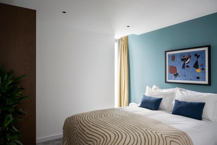 cove landmark pinnacle