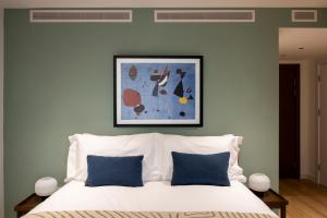 cove landmark pinnacle