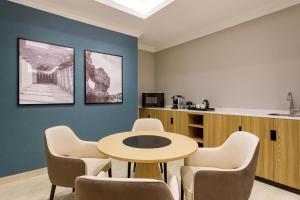 radisson riyadh airport