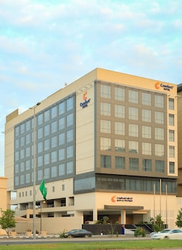comfort hotel jeddah king road