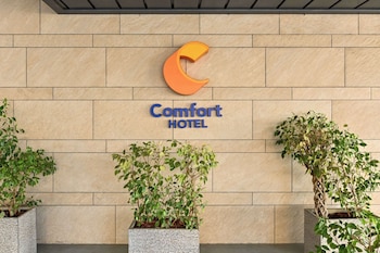 comfort hotel jeddah king road