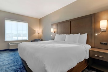 comfort inn and suites balch springs se dallas