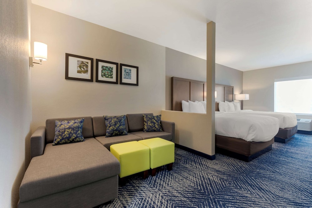 comfort inn and suites balch springs se dallas