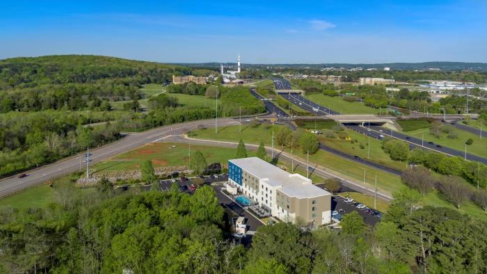 holiday inn express huntsville space center an ihg hotel