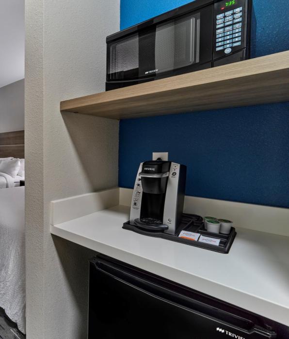 holiday inn express huntsville space center an ihg hotel