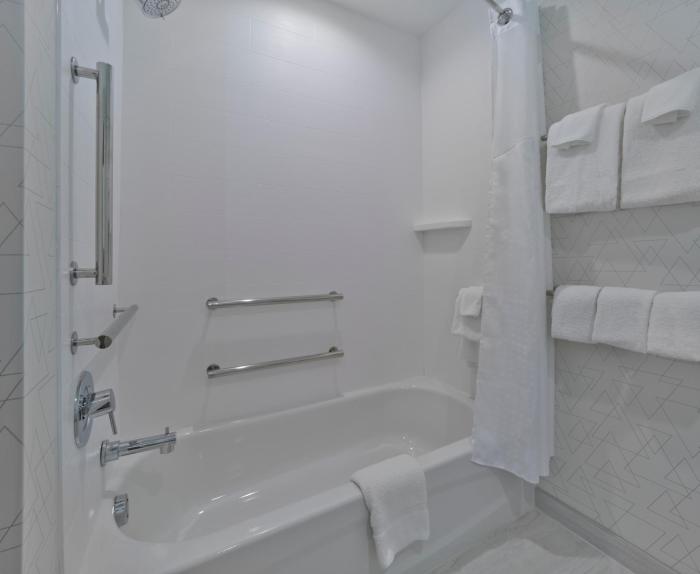 holiday inn express huntsville space center an ihg hotel