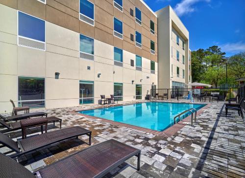 holiday inn express huntsville space center an ihg hotel