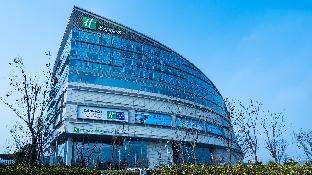 Holiday Inn Express Jining Cultural Center, An Ihg Hotel,,2.5 star