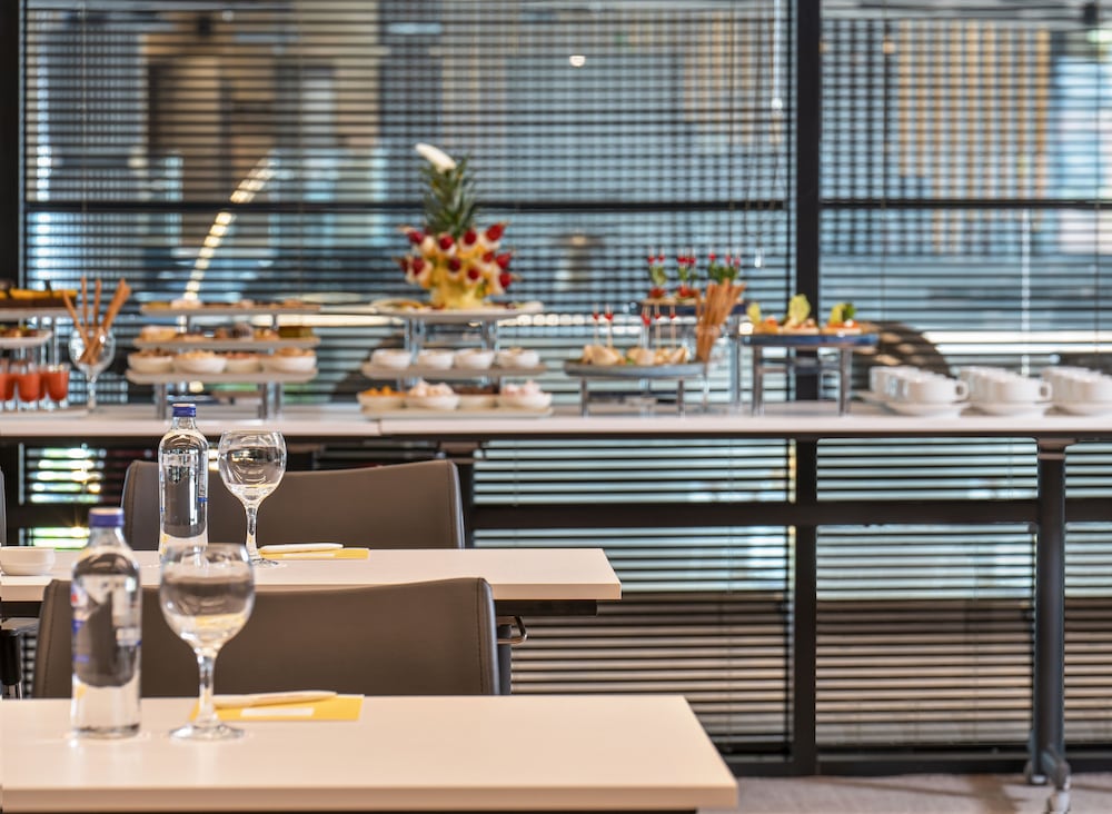 crowne plaza istanbul tuzla viaport marina an ihg hotel