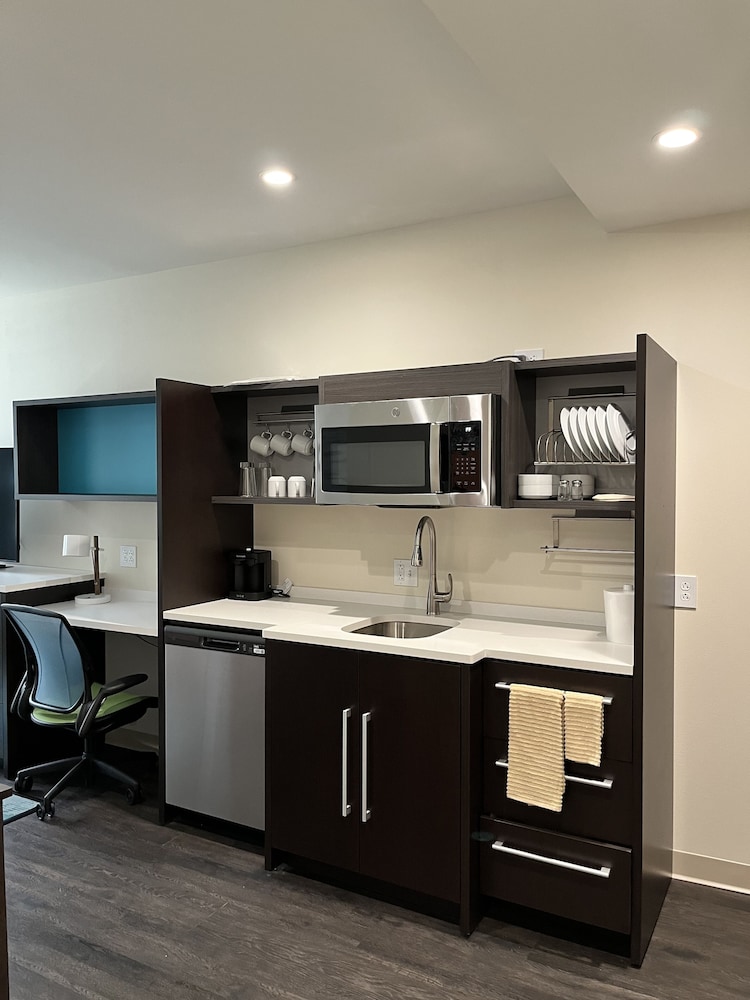 home2 suites by hilton st louis downtown
