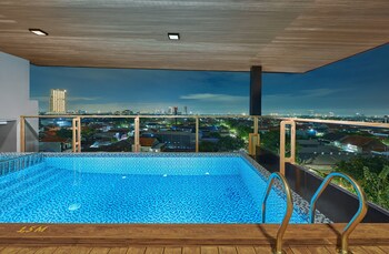 Aston Inn Jemursari,Surabaya>>Jawa Timur,3 star