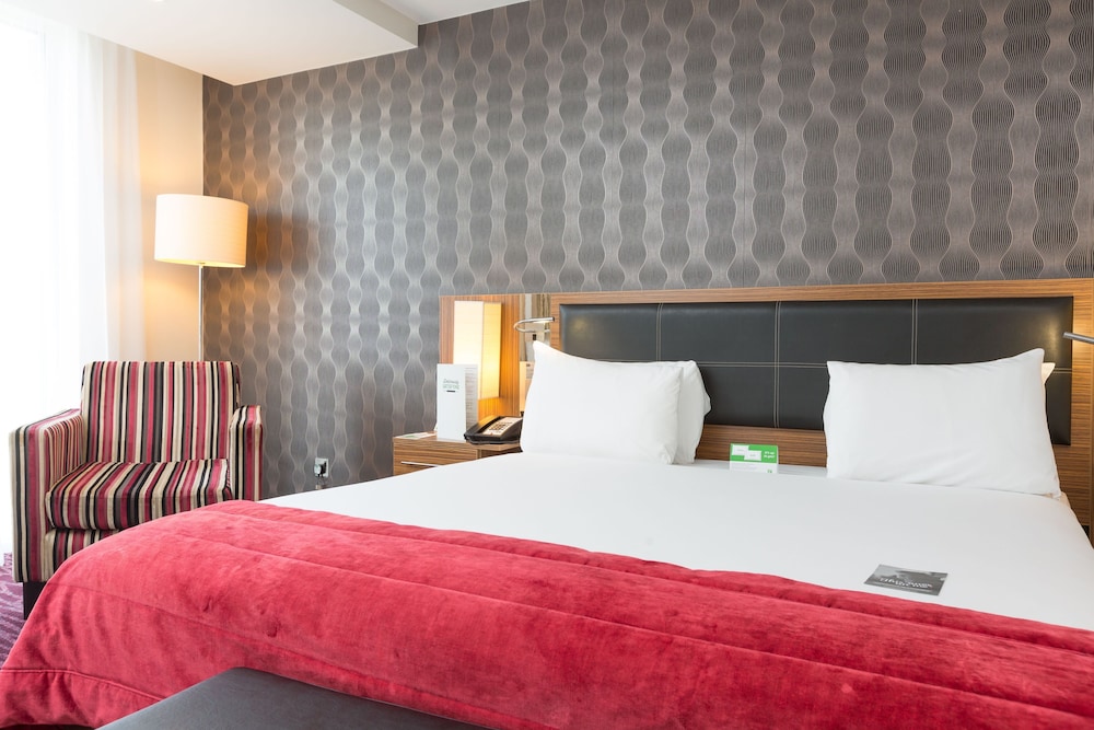 holiday inn manchester media city uk an ihg hotel